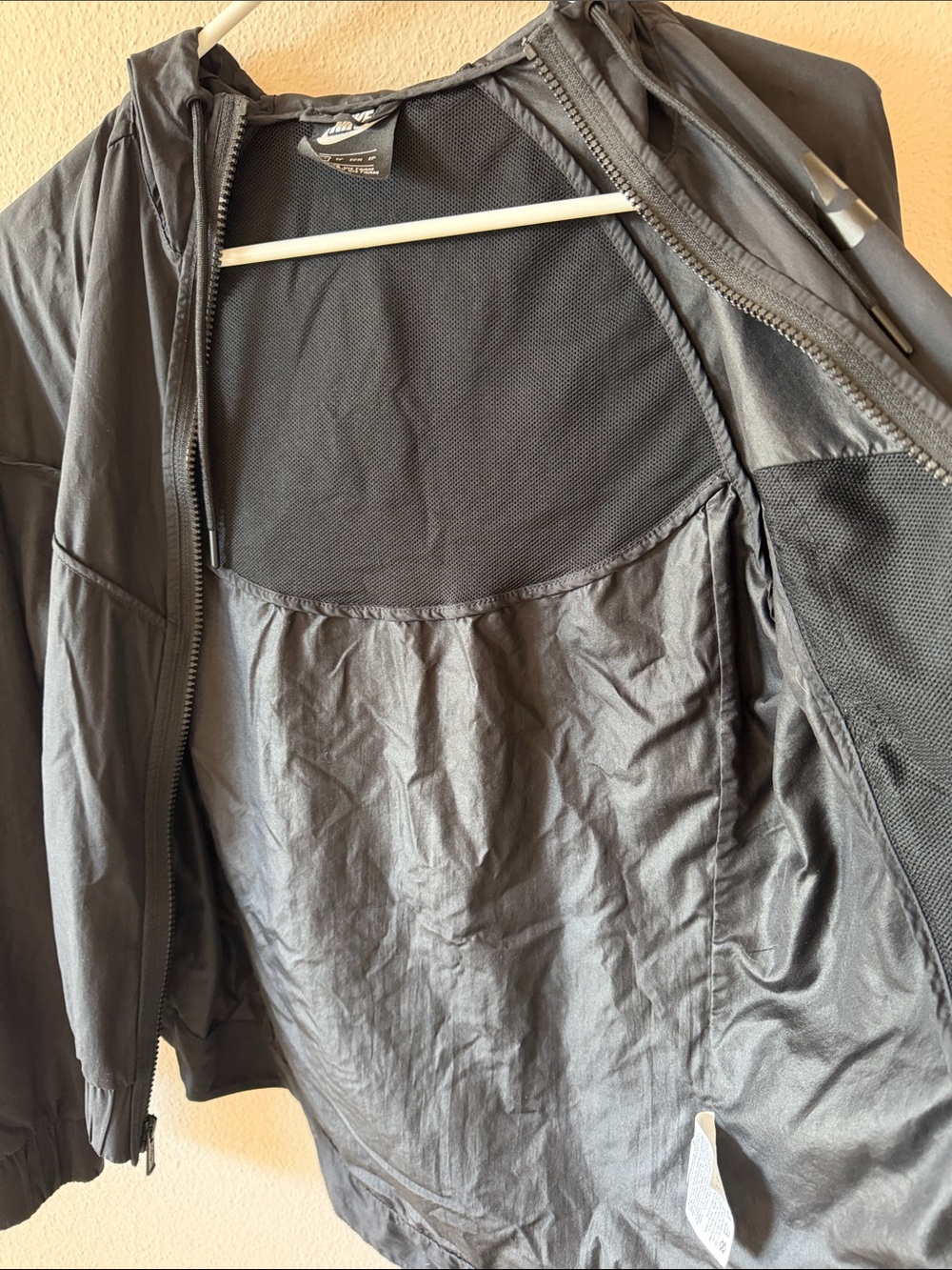 Nike Jacket - Picture 6 of 8